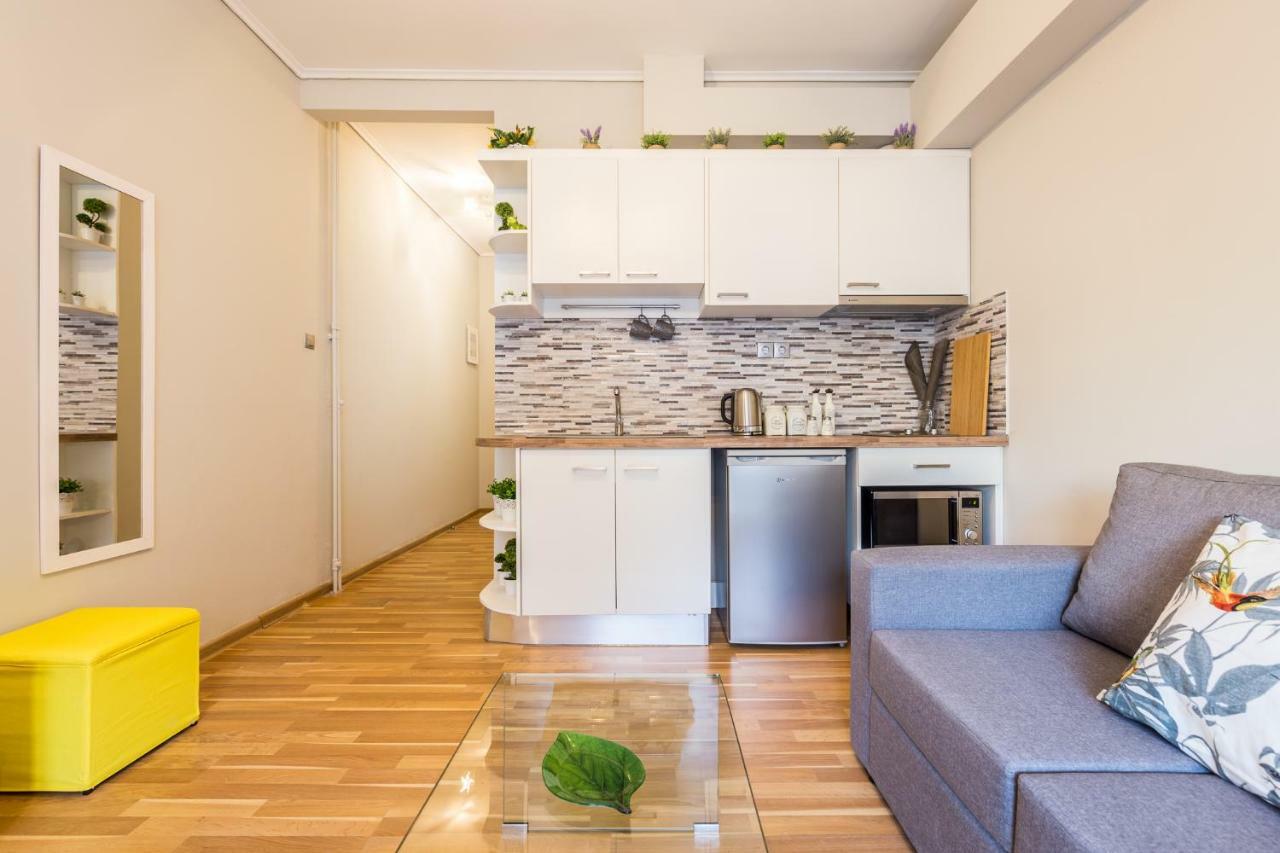 Exceptionally Located Studio Apartment เอเธนส์ ภายนอก รูปภาพ