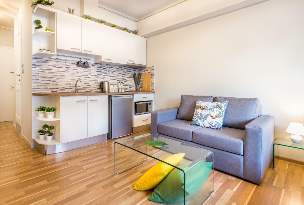 Exceptionally Located Studio Apartment เอเธนส์ ภายนอก รูปภาพ
