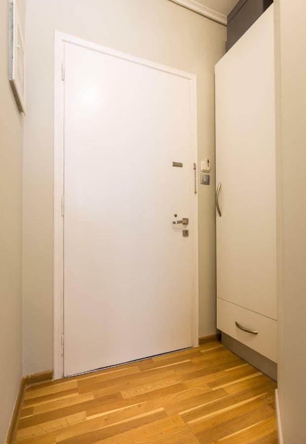 Exceptionally Located Studio Apartment เอเธนส์ ภายนอก รูปภาพ